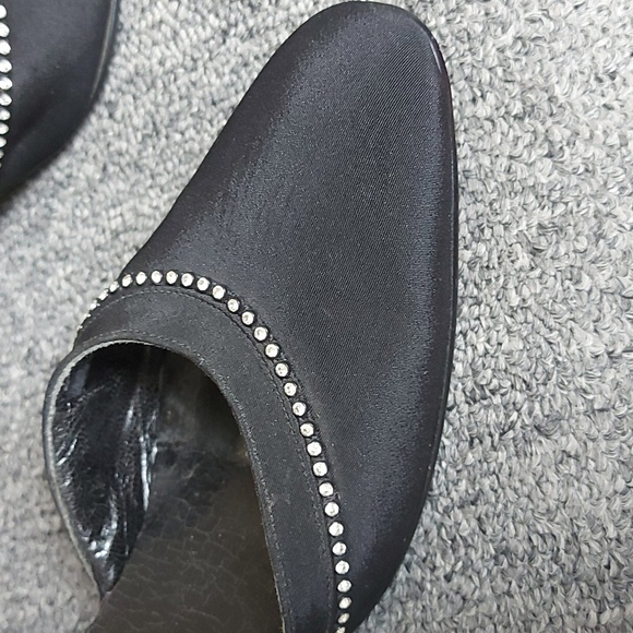 Rhinestone studded pumps - Picture 2 of 7